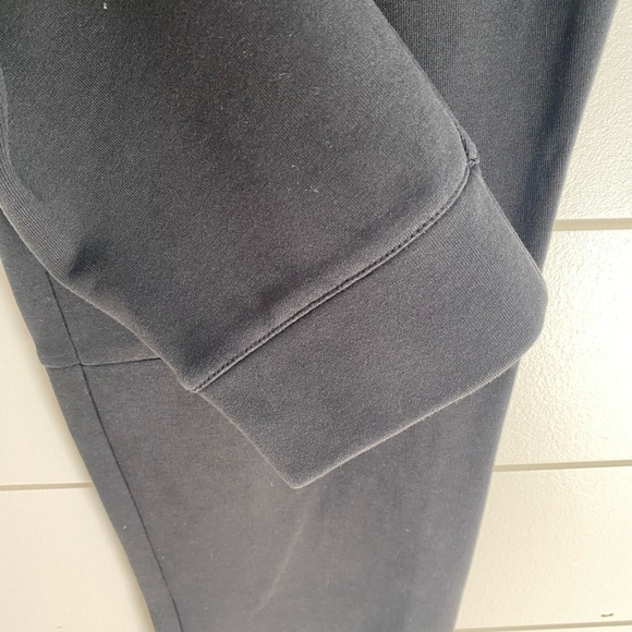 Adidas womens medium black elevated fall athleisure streetwear crop jogger pant - Picture 5 of 11